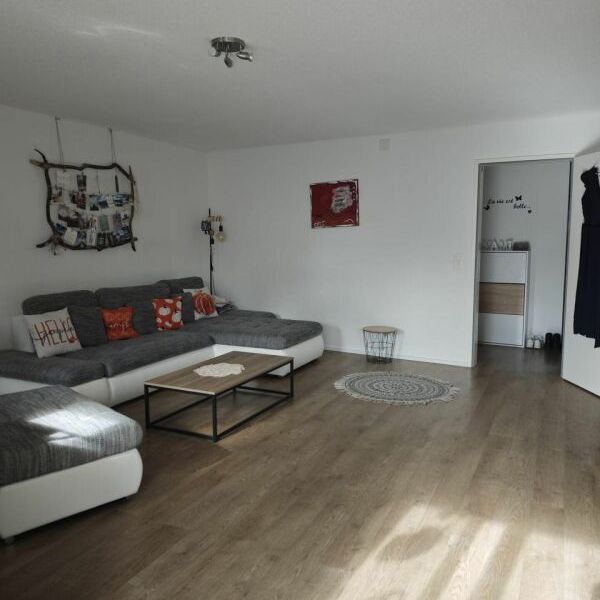 Wohnen im Bürgerhaus 3.5-Zimmerwohnung mit Balkon im 1. OG - Foto 1