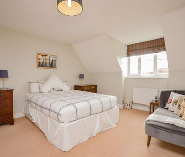 3 bedroom semi-detached house to rent - Photo 5