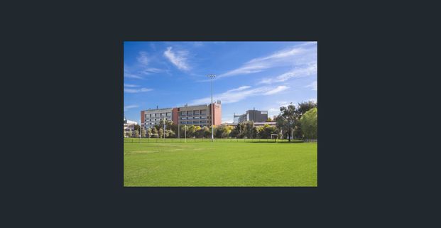 Modern Apartment in Prime Caulfield Location - Photo 1