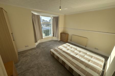 Trafalgar Square - Photo 3