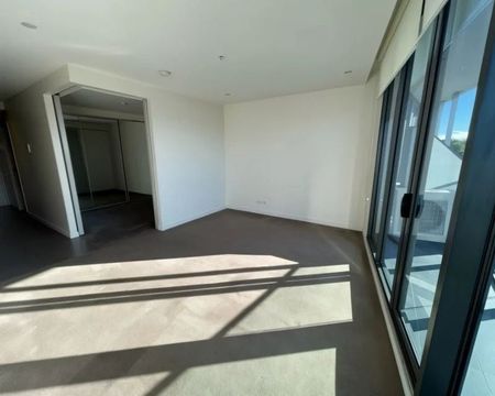 ROOM WITH A VIEW! - Photo 2