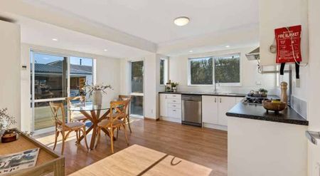 A Modern Four Bedroom Home in Shirley - Photo 4