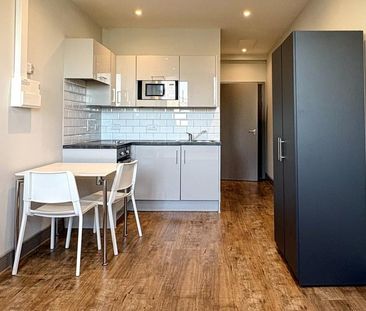 Studio to rent - Photo 3