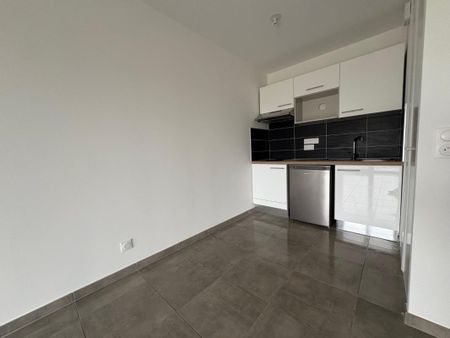 Location Appartement 2 pièces 45m² MARCELLAZ 74250 - Photo 5