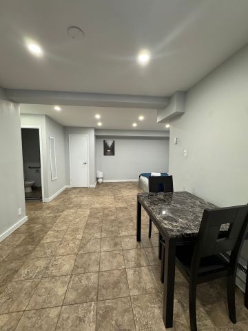 For Lease - 5 Windy Ridge Drive, Toronto, Ontario - Photo 3