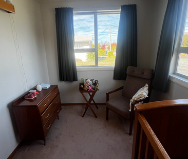 Comfortable 3-Bedroom Home Close to Twizel Township - Photo 3