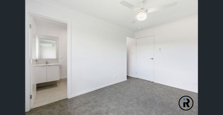 Brand-New Family Home in Flagstone - Photo 3