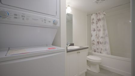 For Lease - 2789 Eglinton Avenue Unit# 430, Toronto, Ontario - Photo 3