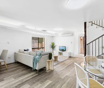 9/12 Eric Road, Artarmon NSW 2064 - Townhouse For Rent | Domain - Photo 3