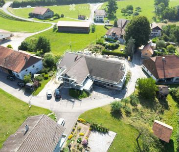 Maisons mitoyennes dans un écrin de verdure - Photo 1