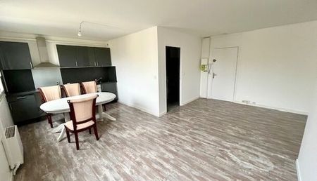 Appartement 4 pièces 63m2 REIMS 600 euros - Photo 5