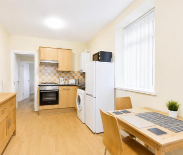 1 bedroom private hall to rent - Photo 5