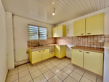 Appartement 3 pièces à louer à Rivière Salée - 64.86 m² avec balcon et véranda - Photo 2