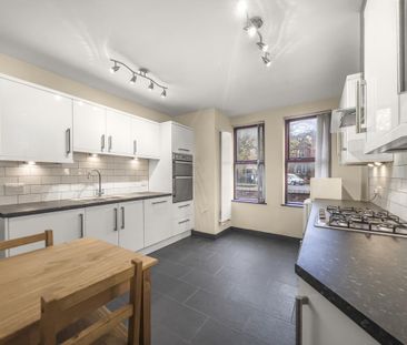 2 bedroom apartment to rent - Photo 3