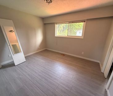Upper Home In Abbotsford - Photo 3