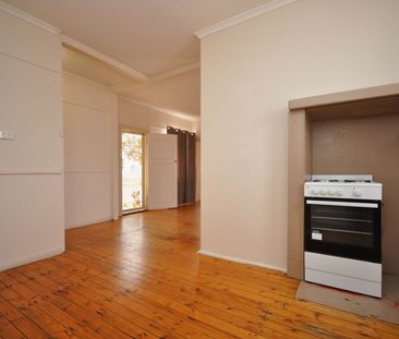 1 Carrig Avenue, Port Augusta - Photo 6