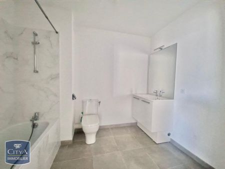 Location Appartement 2 pièces 44m² HYERES 83400 - Photo 5