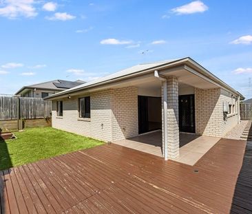 Family home in the ever popular 'Freshwater Estate'! - Photo 1