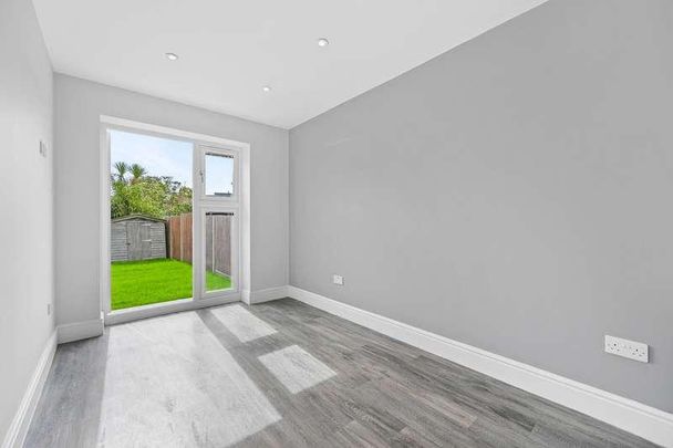 Stanley Avenue, Greenford, UB6 - Photo 1