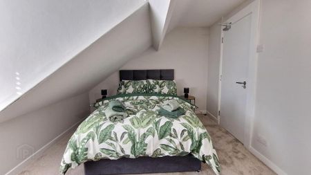 Room 5, 8 Pims Avenue, Belfast, BT4 1PJ - Photo 3
