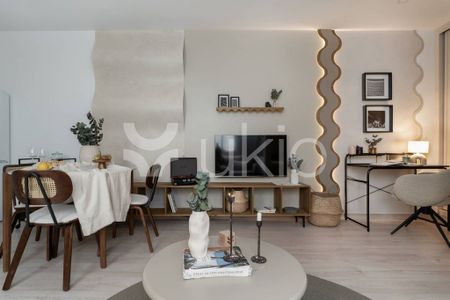 2 room luxury Apartment for rent in Madrid, Spain - Photo 5