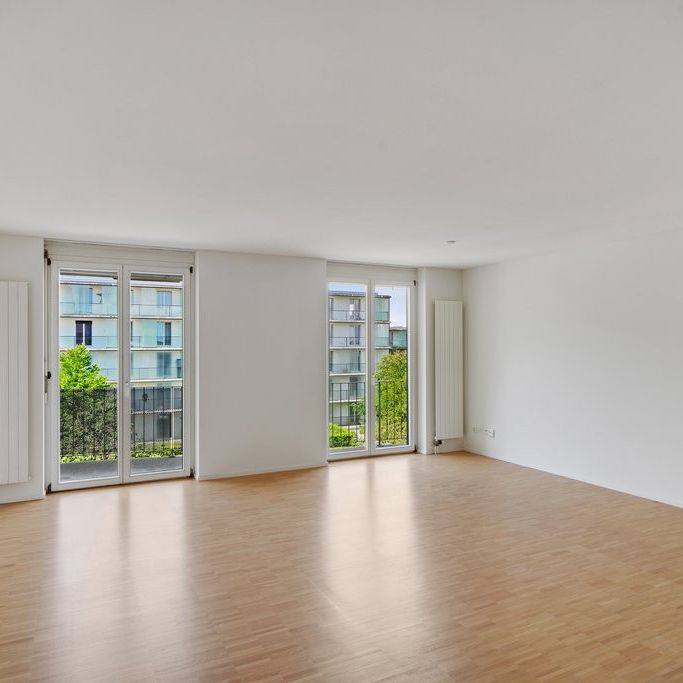 Gepflegte Wohnsiedlung mit moderner Architektur - Foto 1