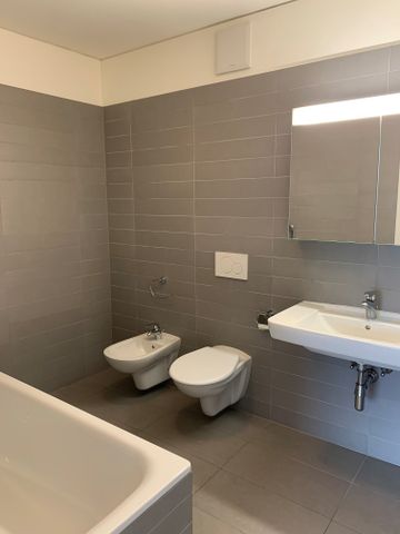 MODERNO APPARTAMENTO 3.5 LOCALI CON TERRAZZA - Foto 3