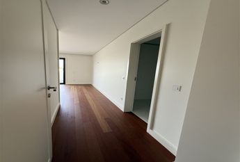 Apartamento T4