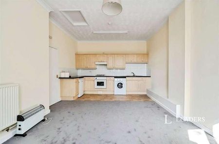 Lyefield Road West, Charlton Kings, Cheltenham, GL53 - Photo 3