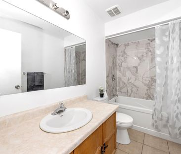 For Lease - 348 Monica Crescent, Orleans - Cumberland and Area, Ont... - Photo 4