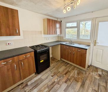 3 bedroom house to rent Highbury Walk, Nottingham, NG6 - Photo 5