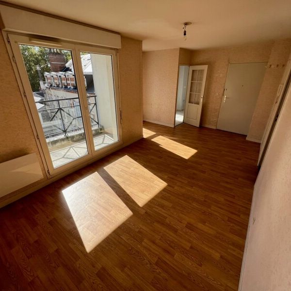 Location Appartement 2 pièces 41m² ORLEANS 45000 - Photo 1