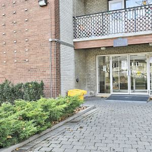 Lu Ray Apartments - Photo 2