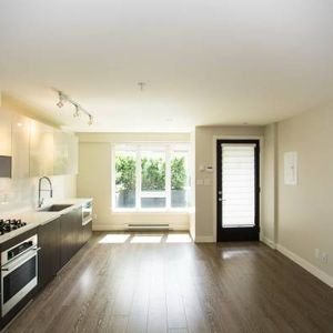 ** BOHEME ** Elegant, Modern, Junior 1 BDR unit with a Patio*** - Photo 2