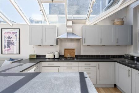 3 bedroom terraced house to rent - Photo 3