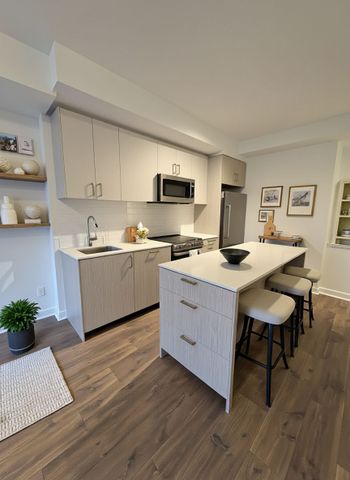 For Lease - 35 Birchcliff Avenue Unit# 32, Toronto, Ontario - Photo 3