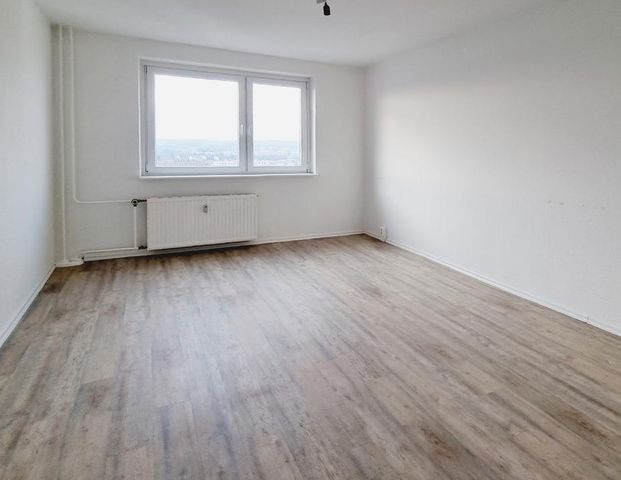 Große 3-Zimmer-Wohnung mit offenem Küchenbereich - Foto 1