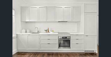 APPLICATIONS RECEIVED - Classic Art Deco Apartment by the Harbour's Edge - Photo 3