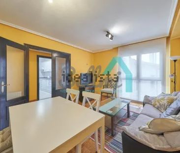 Alquiler de piso en Calle Félix Aramburu - Photo 1