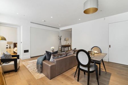 1 bedroom flat in London - Photo 4