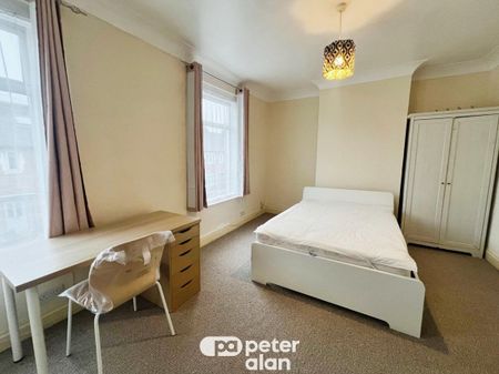 Talworth Street, CARDIFF - Photo 2