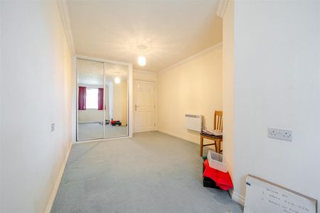 Catherine Lodge, Worthing - Photo 2