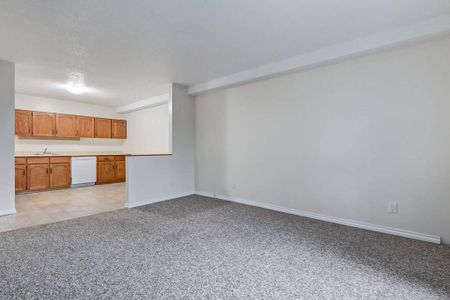 1 Bedroom - Photo 3