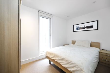 Indescon Square London E14 - Photo 3