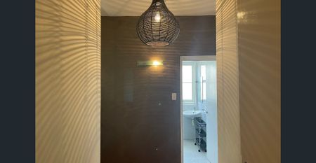 Fantastic One Bedroom Apartment - Photo 4