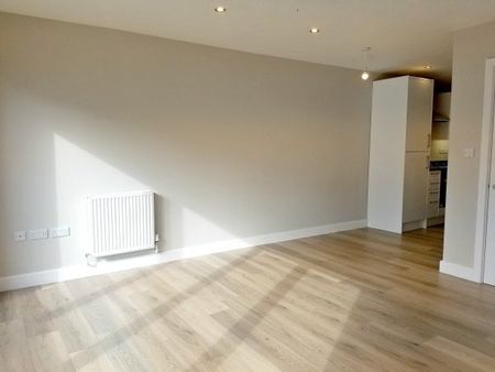 Larkhill Court, Lowfield Lane, WA9 5BE - Photo 3