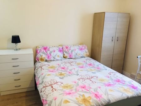 Studio Flat, Green Lanes, N8 - Photo 5