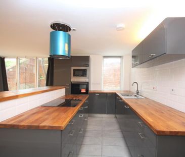 2 bedroom apartment to rent - Photo 5