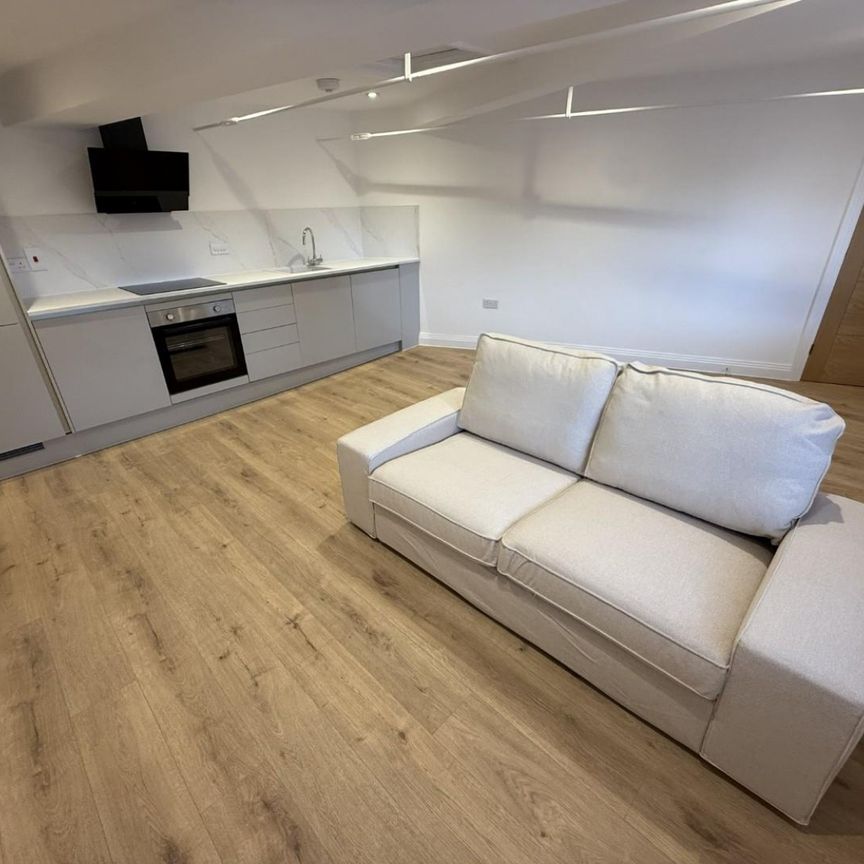 1 bedroom Flat To Let - Photo 1