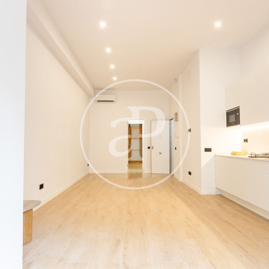 Studio/Office for rent in Vila de Gràcia - Photo 1